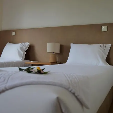Villam Natura & B&B 빌라노바데파말리카오