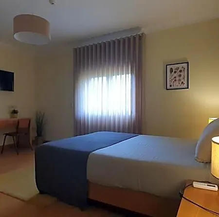 Villam Natura & ベッド・アンド・ブレックファスト Vila Nova de Famalicão