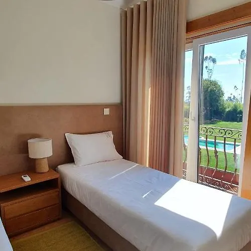 Villam Natura & 4* 빌라노바데파말리카오