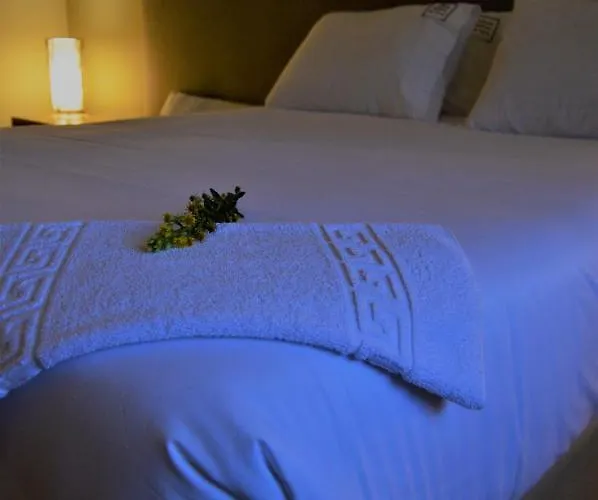 Villam Natura & B&B 빌라노바데파말리카오